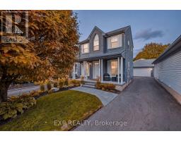 704 JACOB LANE, Waterloo, Ontario