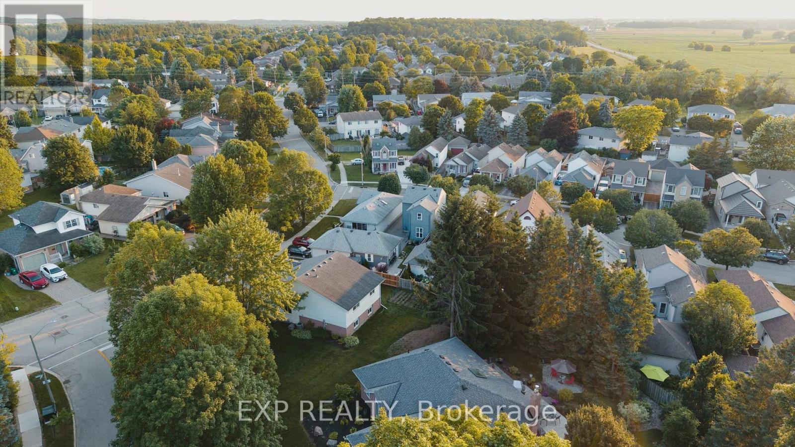 704 Jacob Lane, Waterloo, Ontario  N2V 2A7 - Photo 40 - X13541622