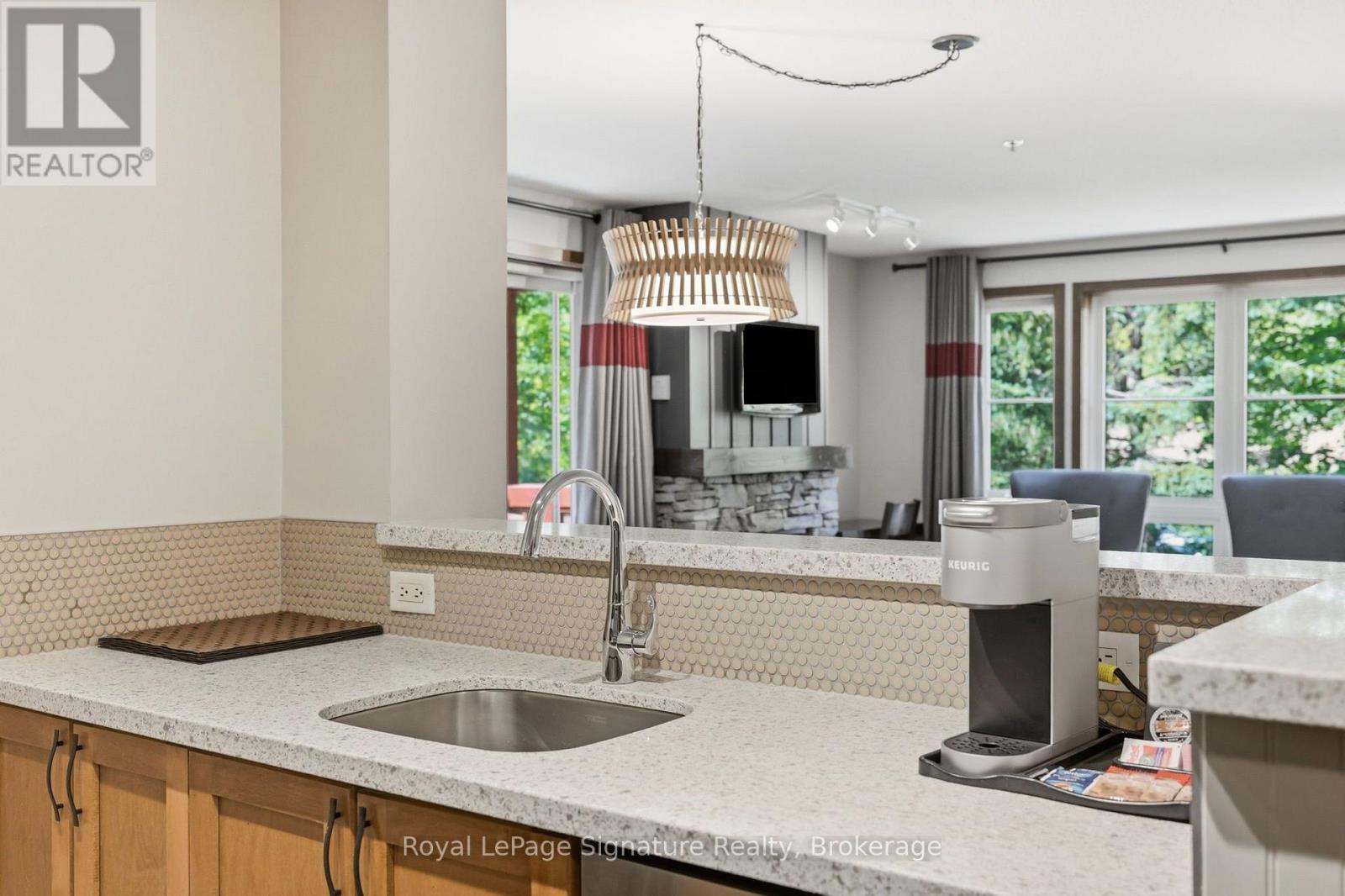 201 - 152 Jozo Weider Boulevard, Blue Mountains, Ontario  L9Y 0V2 - Photo 11 - X13542100
