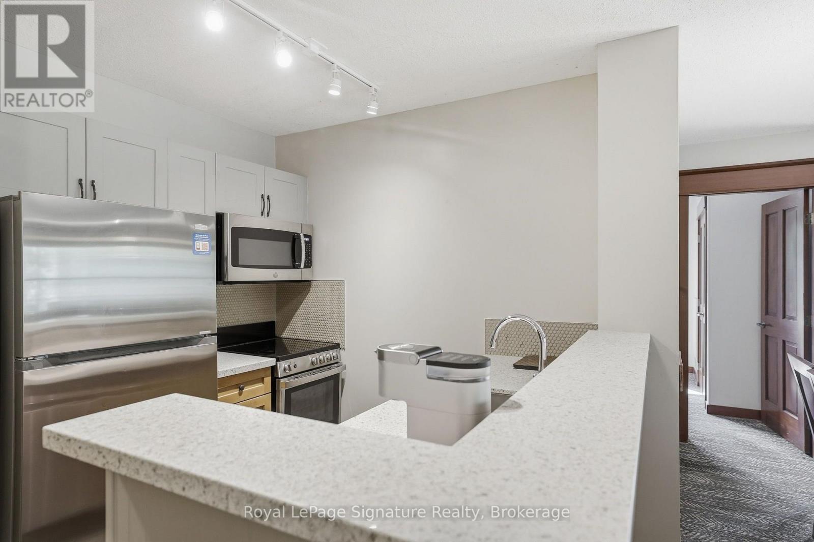 201 - 152 Jozo Weider Boulevard, Blue Mountains, Ontario  L9Y 0V2 - Photo 13 - X13542100
