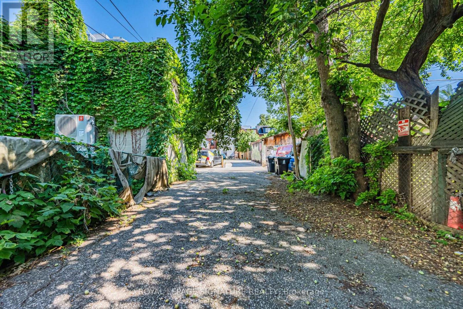 13 Baldwin Street, Toronto, Ontario  M5T 1L1 - Photo 32 - C13542192