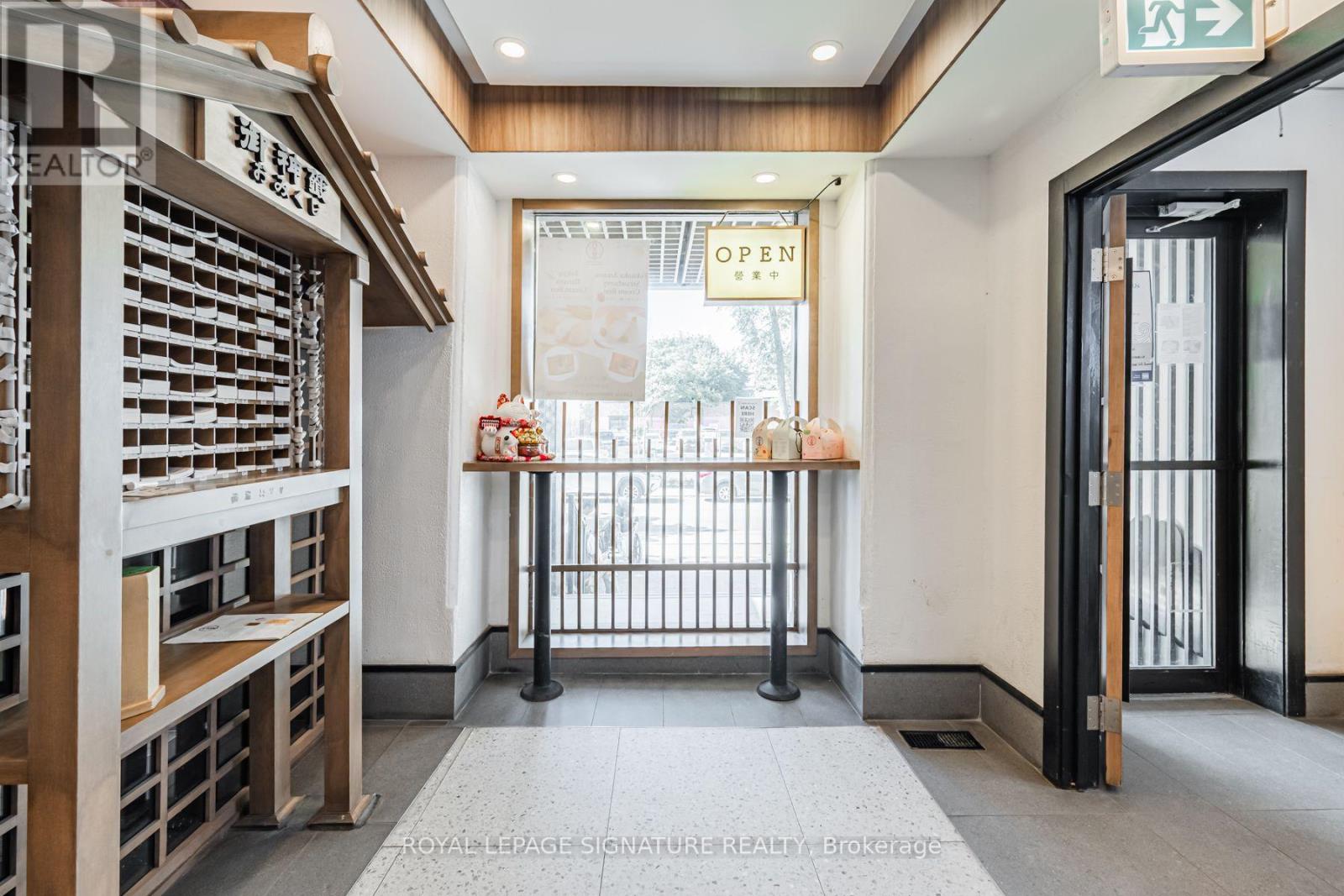 13 Baldwin Street, Toronto, Ontario  M5T 1L1 - Photo 6 - C13542192