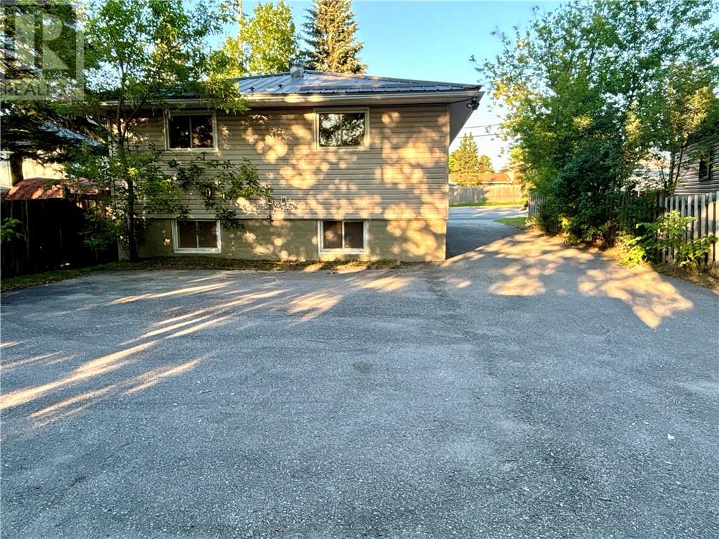 1371 Falconbridge Road, Greater Sudbury, Ontario  P3A 4N6 - Photo 3 - 2129052