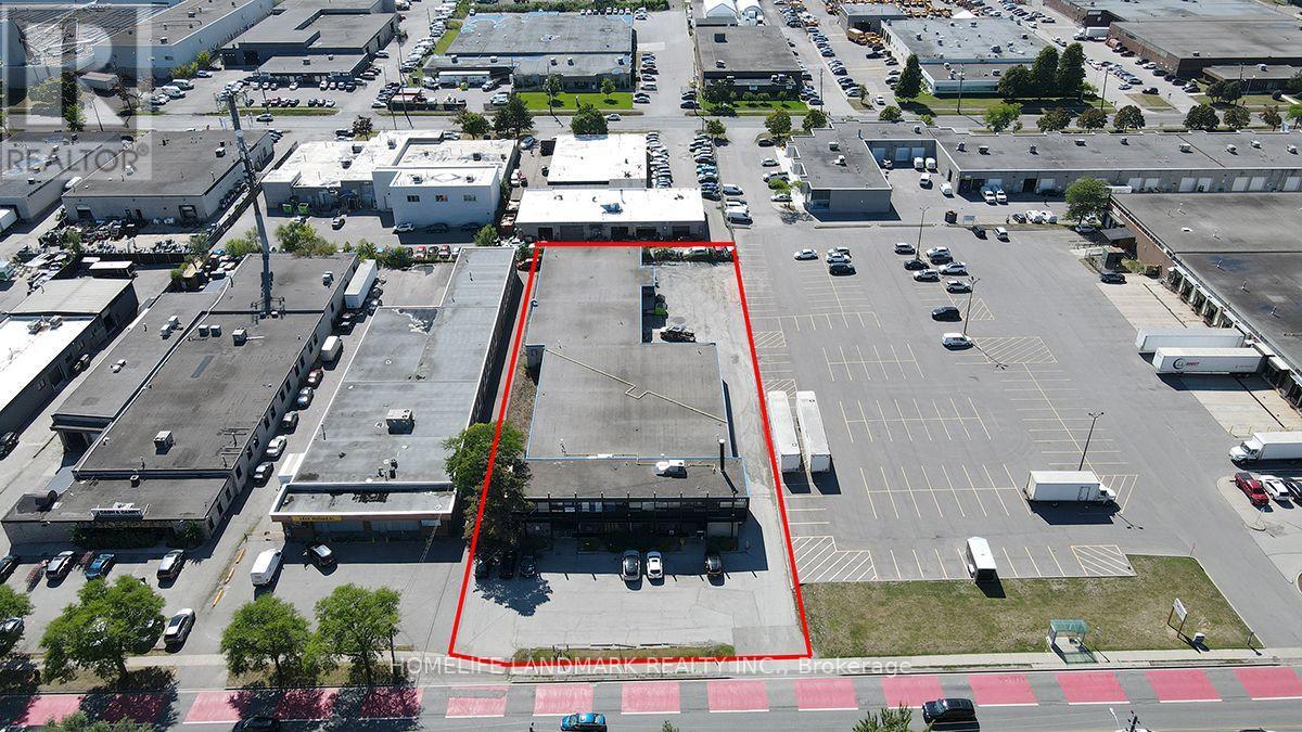 1820 Midland Avenue, Toronto, Ontario M1P 3C2 - Photo 2 - E13542164