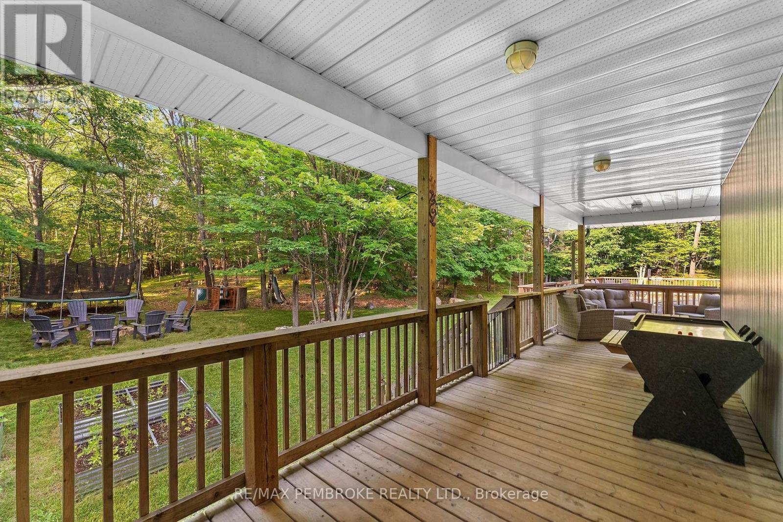 38 Rahns Road, Laurentian Valley, Ontario  K8A 6W8 - Photo 42 - X13541896