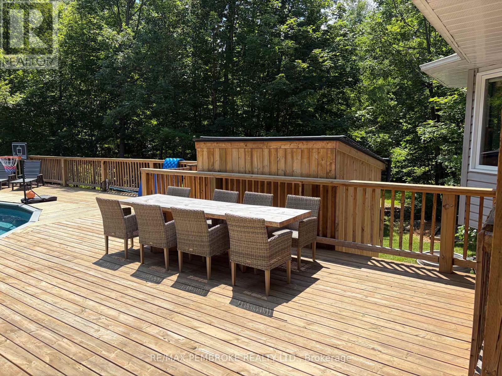 38 Rahns Road, Laurentian Valley, Ontario  K8A 6W8 - Photo 40 - X13541896