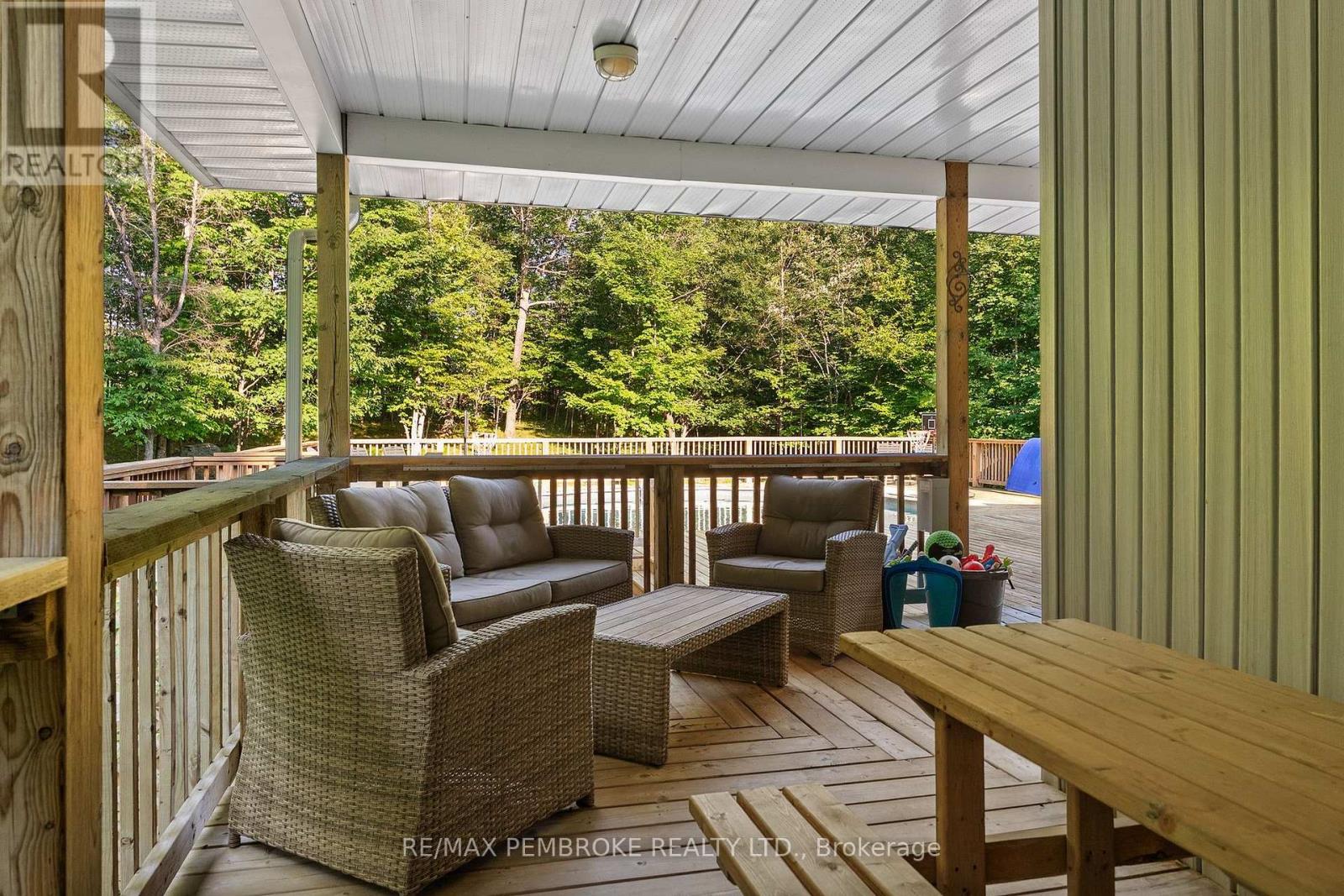 38 Rahns Road, Laurentian Valley, Ontario  K8A 6W8 - Photo 43 - X13541896