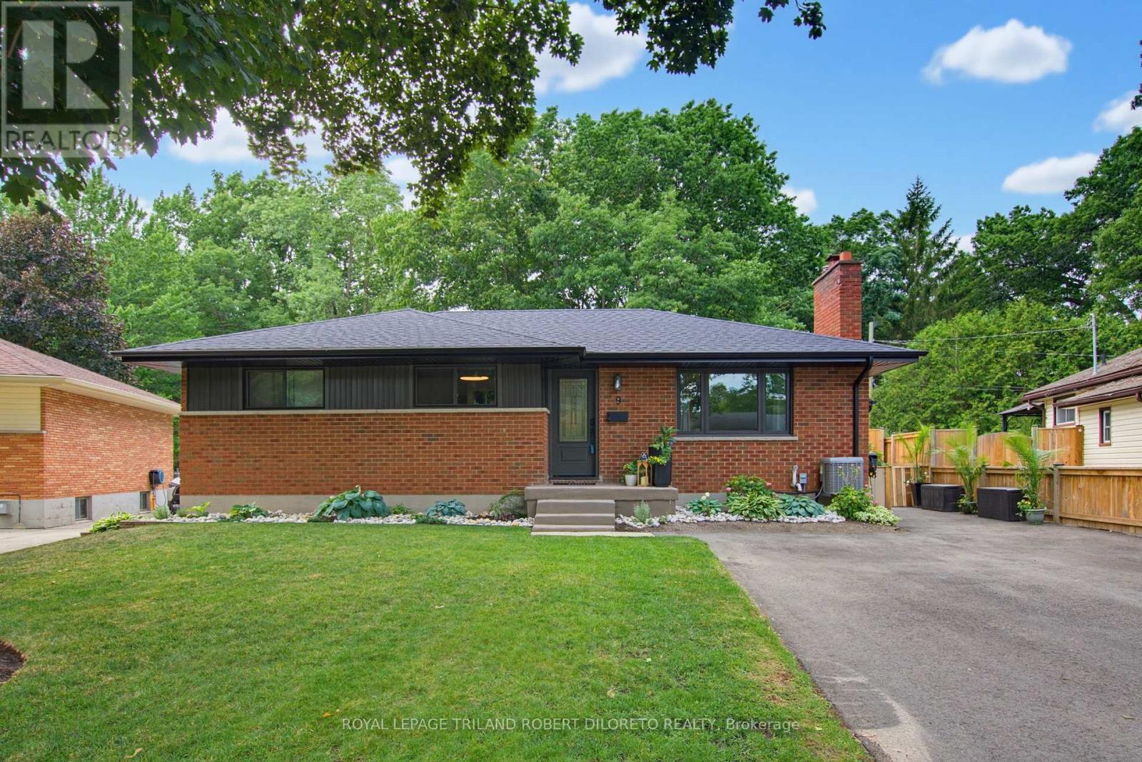 9 Strathcona Drive, London East, Ontario  N5W 1P7 - Photo 2 - X13541994