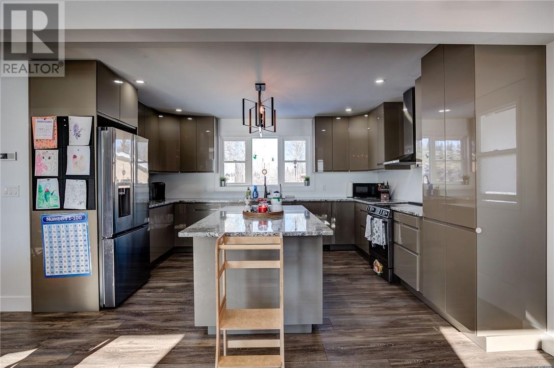 374 Seguin, Chelmsford, Ontario  P0M 1L0 - Photo 6 - 2129114