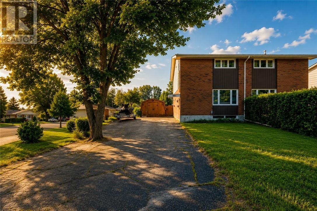 1883 Courtland, Greater Sudbury