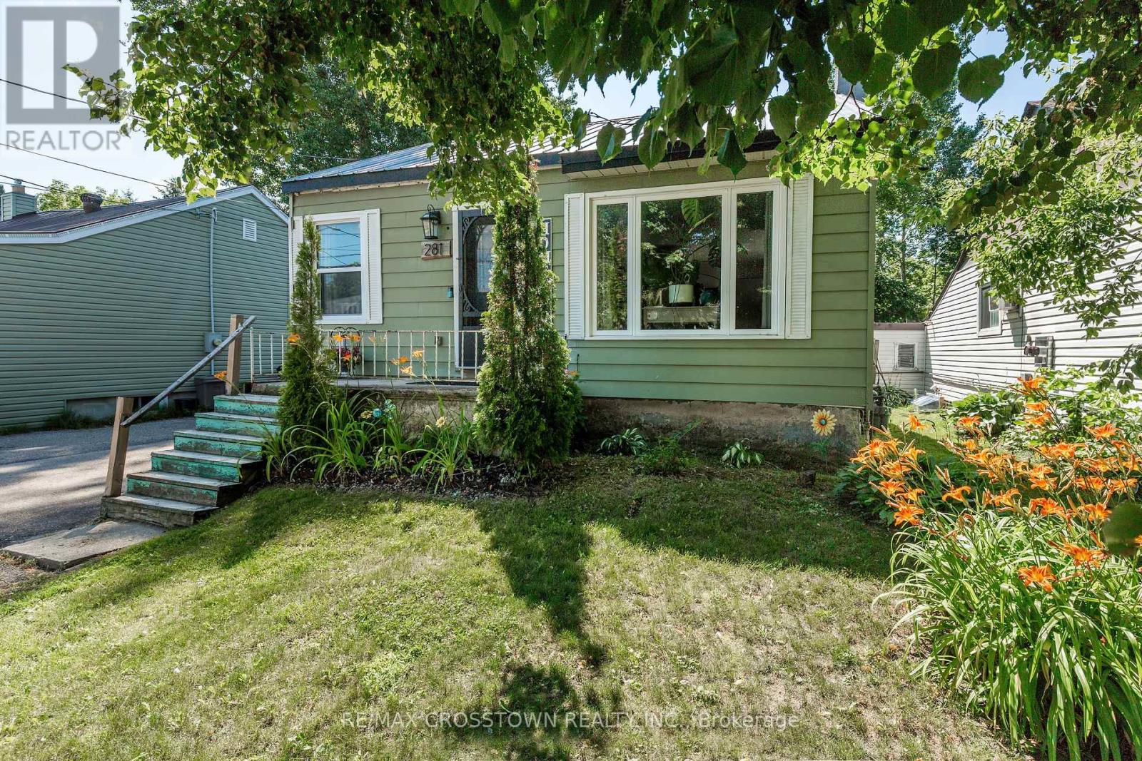 281 Elizabeth Street, Midland, Ontario  L4R 1Y5 - Photo 3 - S13542080
