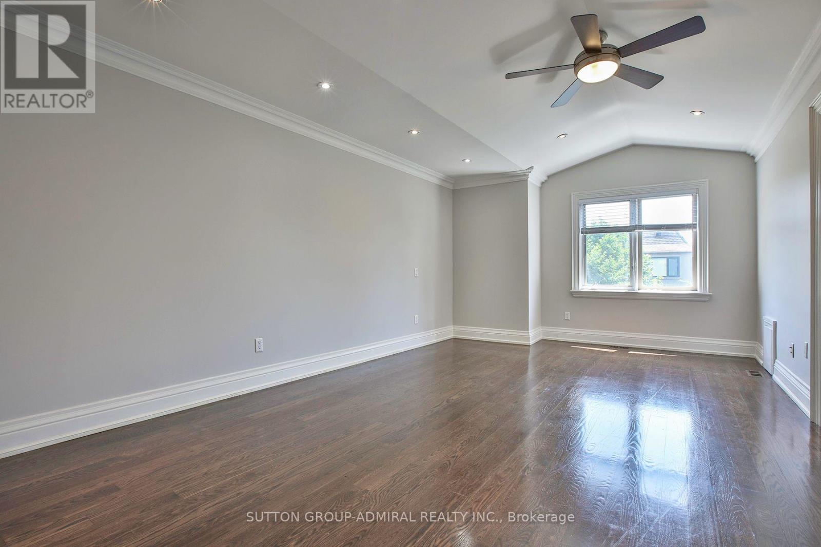 21 Dunblaine Avenue, Toronto, Ontario  M5M 2R6 - Photo 15 - C13075912