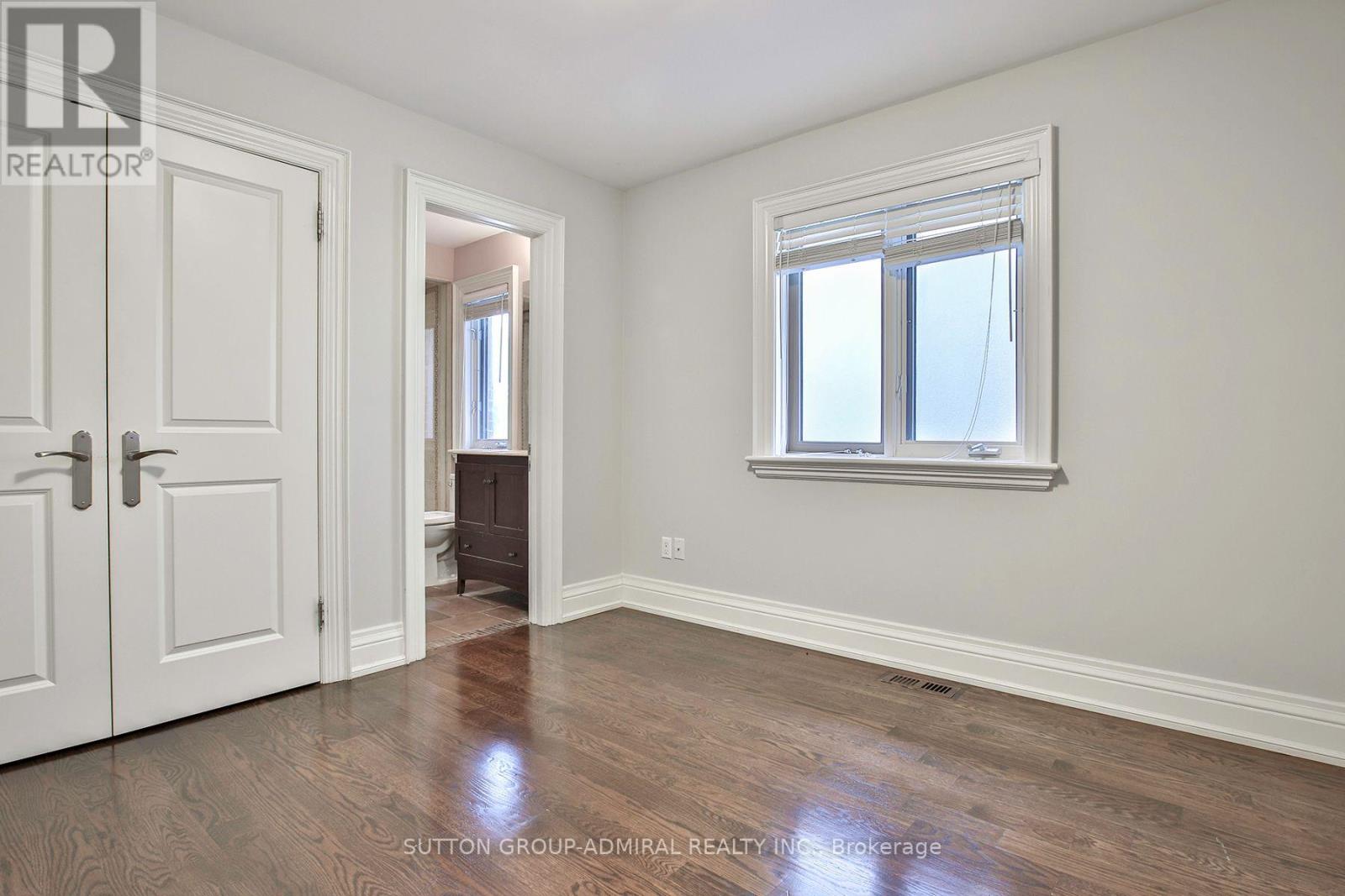 21 Dunblaine Avenue, Toronto, Ontario  M5M 2R6 - Photo 21 - C13075912