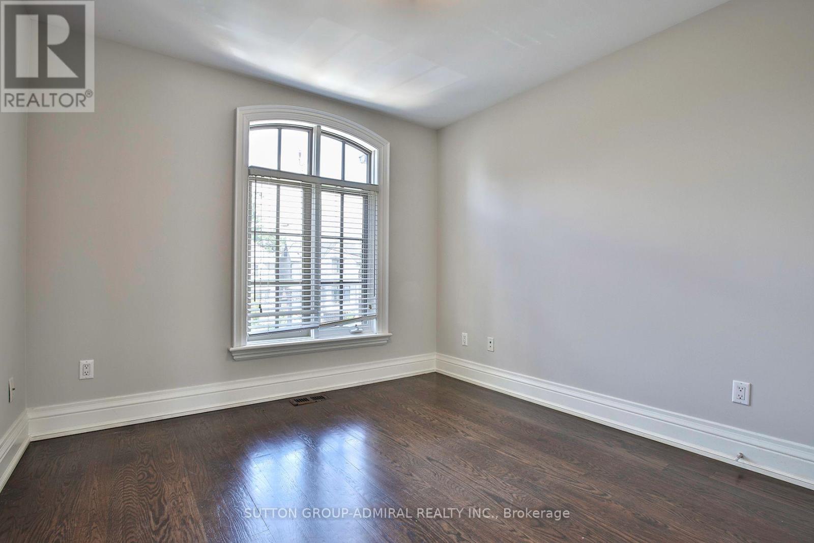21 Dunblaine Avenue, Toronto, Ontario  M5M 2R6 - Photo 25 - C13075912