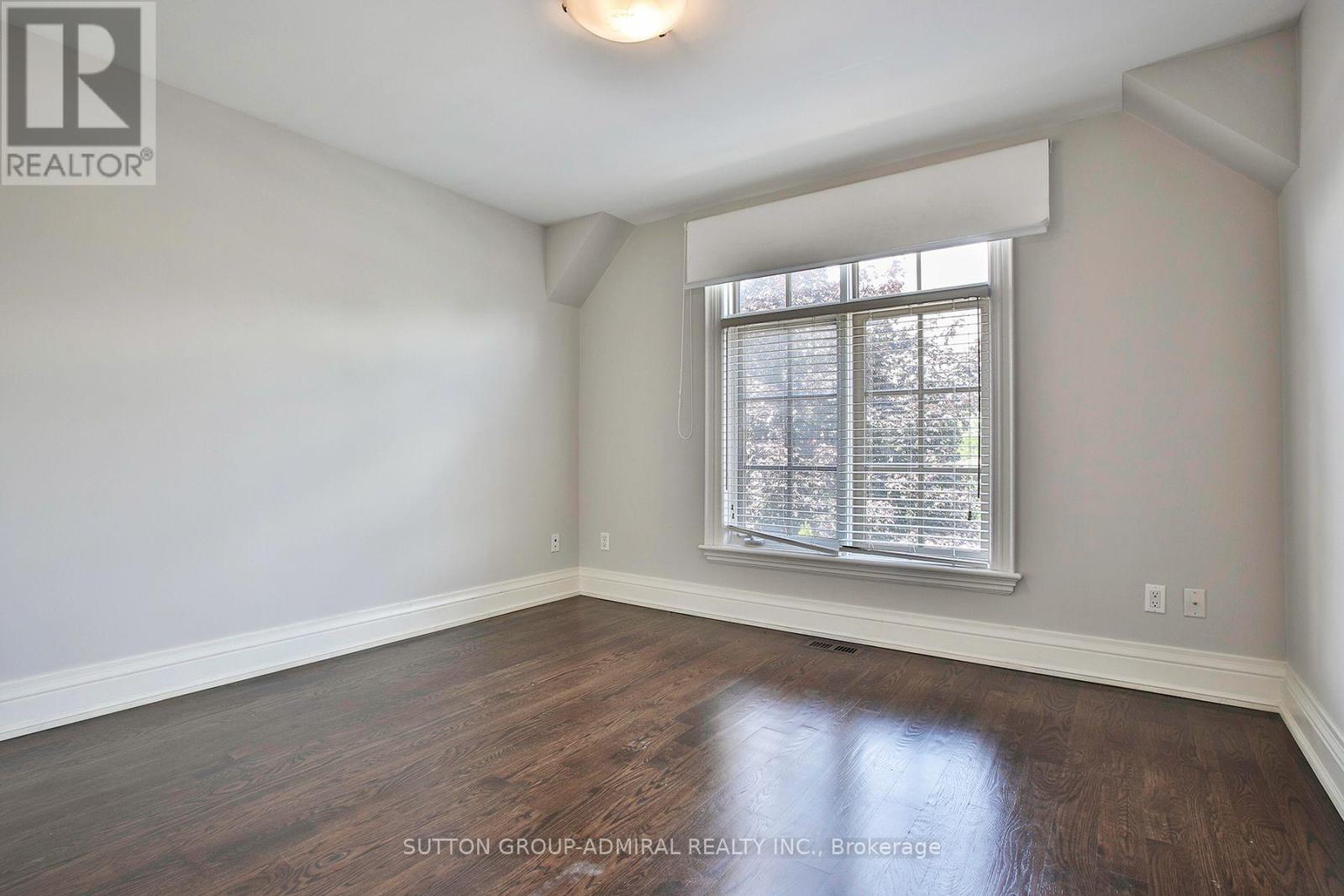 21 Dunblaine Avenue, Toronto, Ontario  M5M 2R6 - Photo 23 - C13075912
