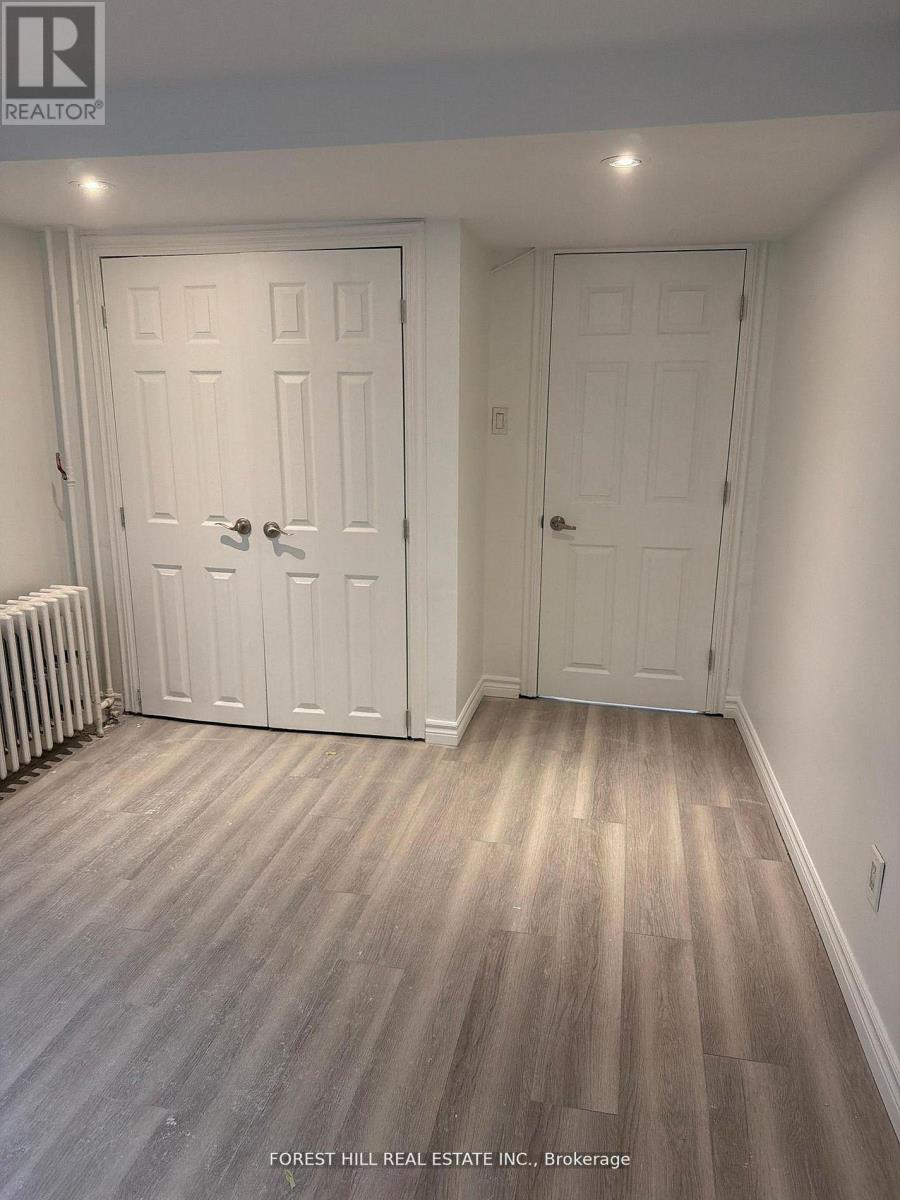 Lower - 67 Brunswick Avenue, Toronto, Ontario  M5S 2L8 - Photo 9 - C13539704
