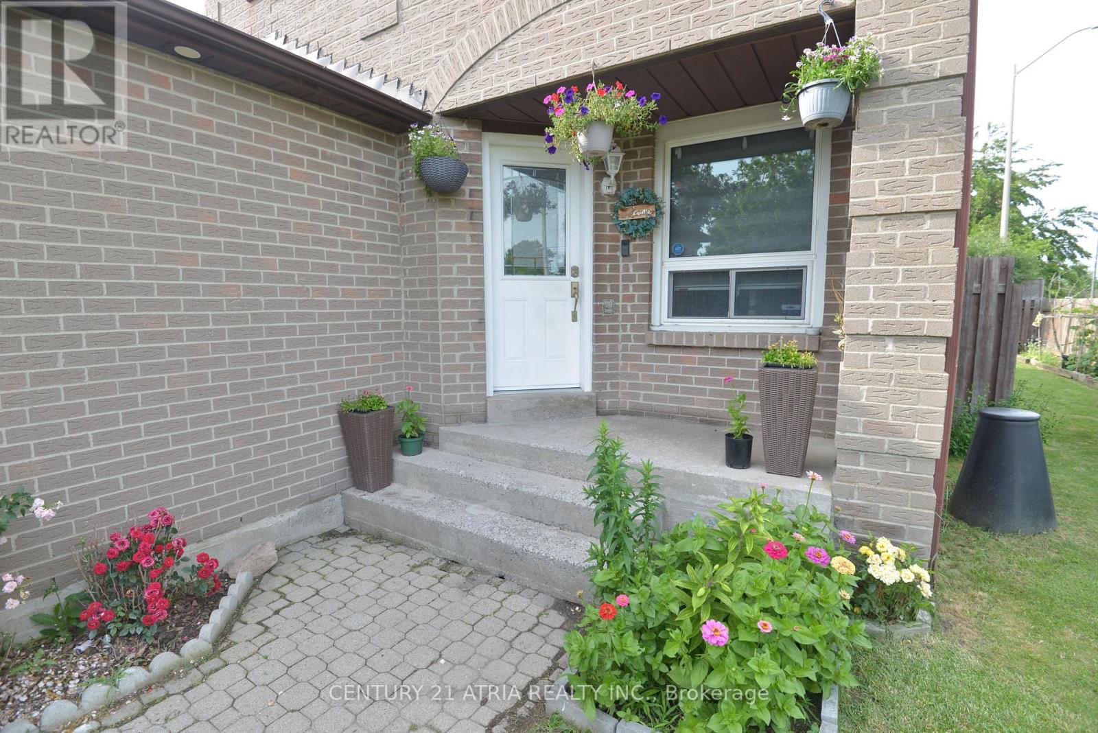 31 Carnelly Crescent, Ajax, Ontario L1T 2H5 - Photo 5 - E13529562