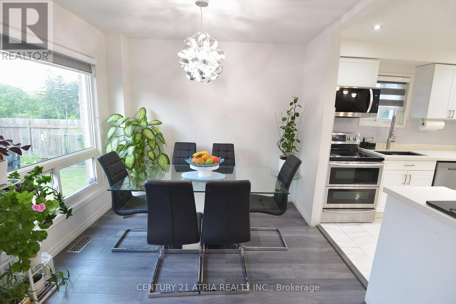 31 Carnelly Crescent, Ajax, Ontario L1T 2H5 - Photo 9 - E13529562