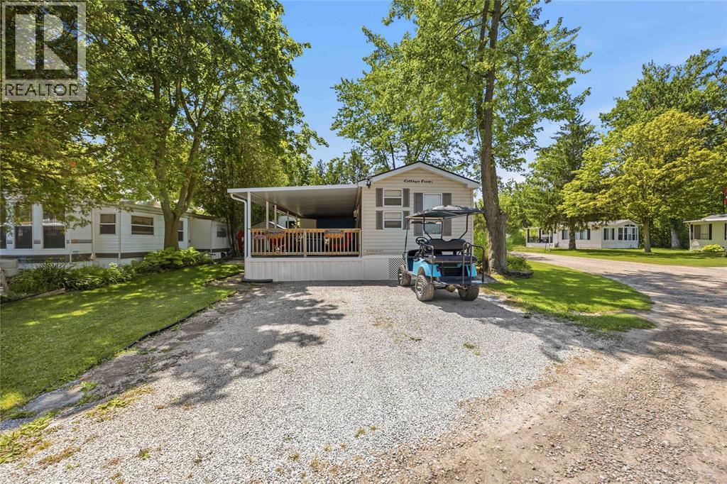 9338 West Ipperwash Road West Unit# J52, Lambton Shores photo 3