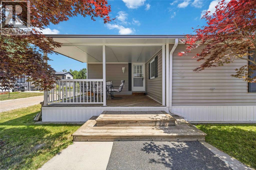 9338 West Ipperwash Road West Unit# R9, Lambton Shores photo 2