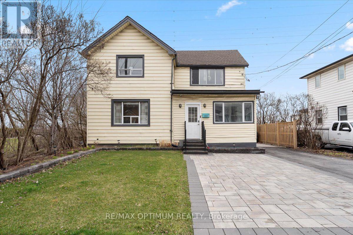 1019 Beach Boulevard, Hamilton, Ontario  L8H 6Z8 - Photo 4 - X13542160