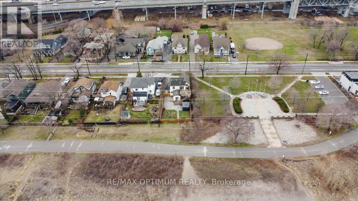 1019 Beach Boulevard, Hamilton, Ontario  L8H 6Z8 - Photo 42 - X13542160