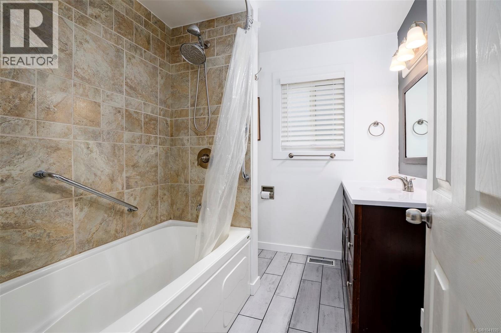 3094 Mccauley Dr, Nanaimo, British Columbia V9T 1V8 - Photo 3 - 1041920