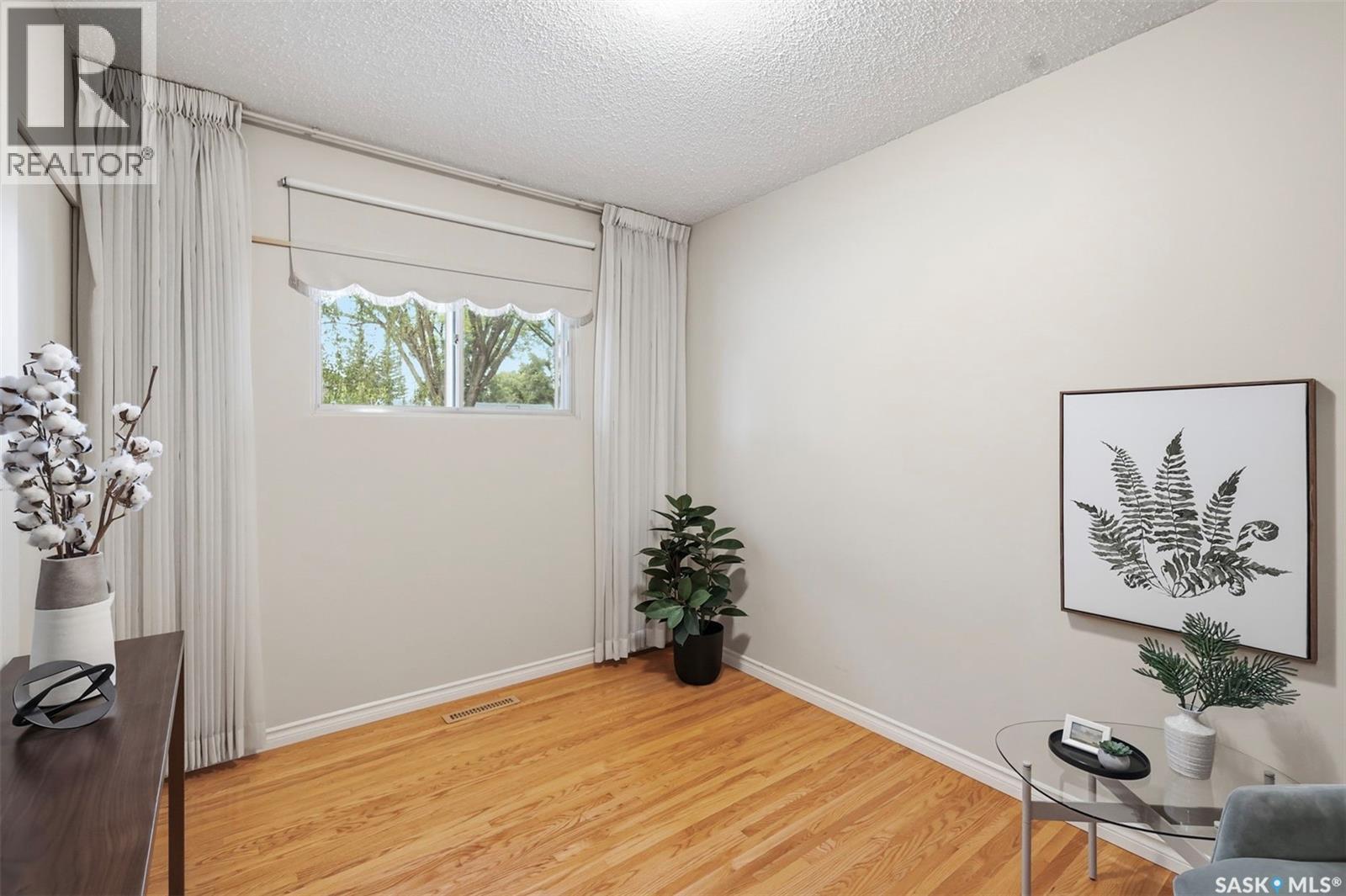 908 X Avenue N, Saskatoon, Saskatchewan  S7L 3K4 - Photo 13 - SK041961