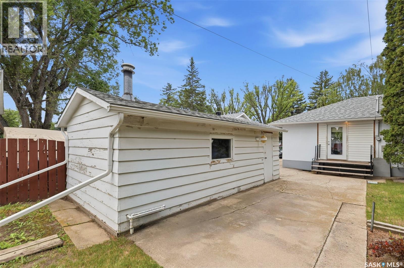 908 X Avenue N, Saskatoon, Saskatchewan  S7L 3K4 - Photo 39 - SK041961