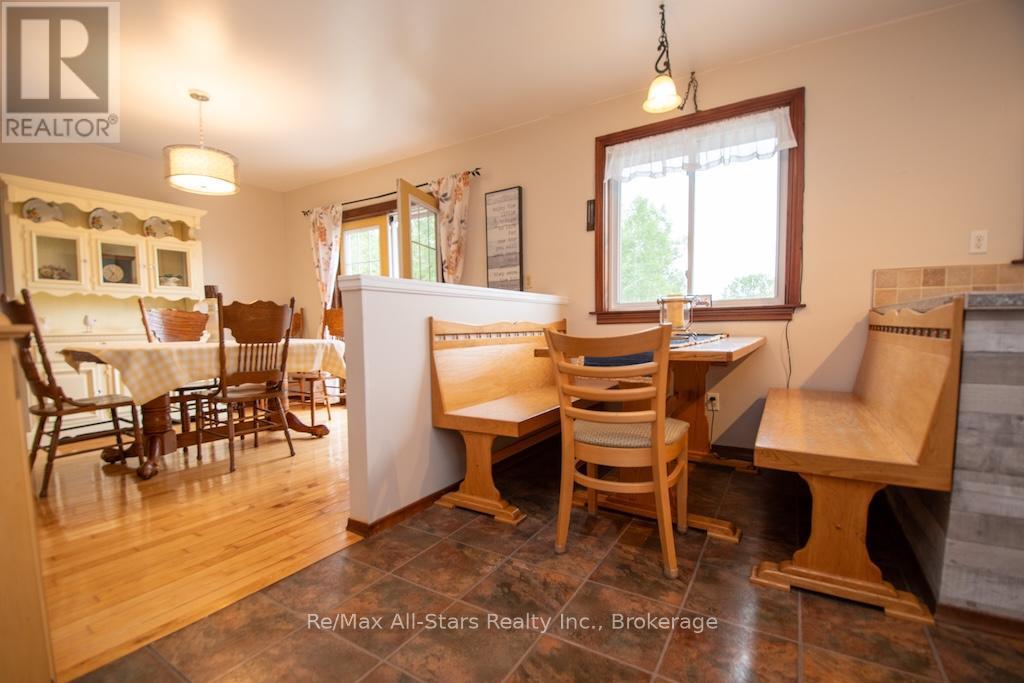 421 Ogemah Road S, Kawartha Lakes, Ontario  K0M 2C0 - Photo 12 - X13497388