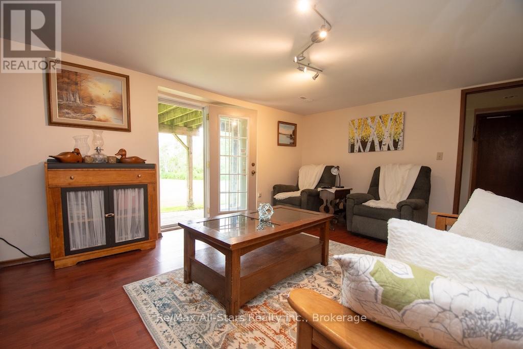 421 Ogemah Road S, Kawartha Lakes, Ontario  K0M 2C0 - Photo 33 - X13497388