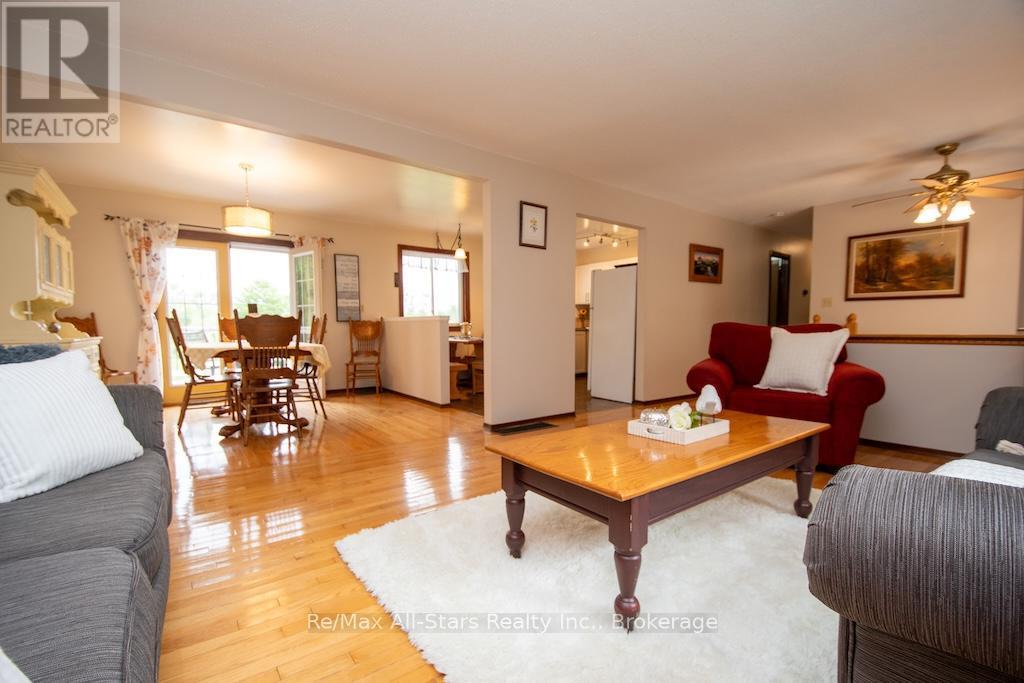 421 Ogemah Road S, Kawartha Lakes, Ontario  K0M 2C0 - Photo 9 - X13497388