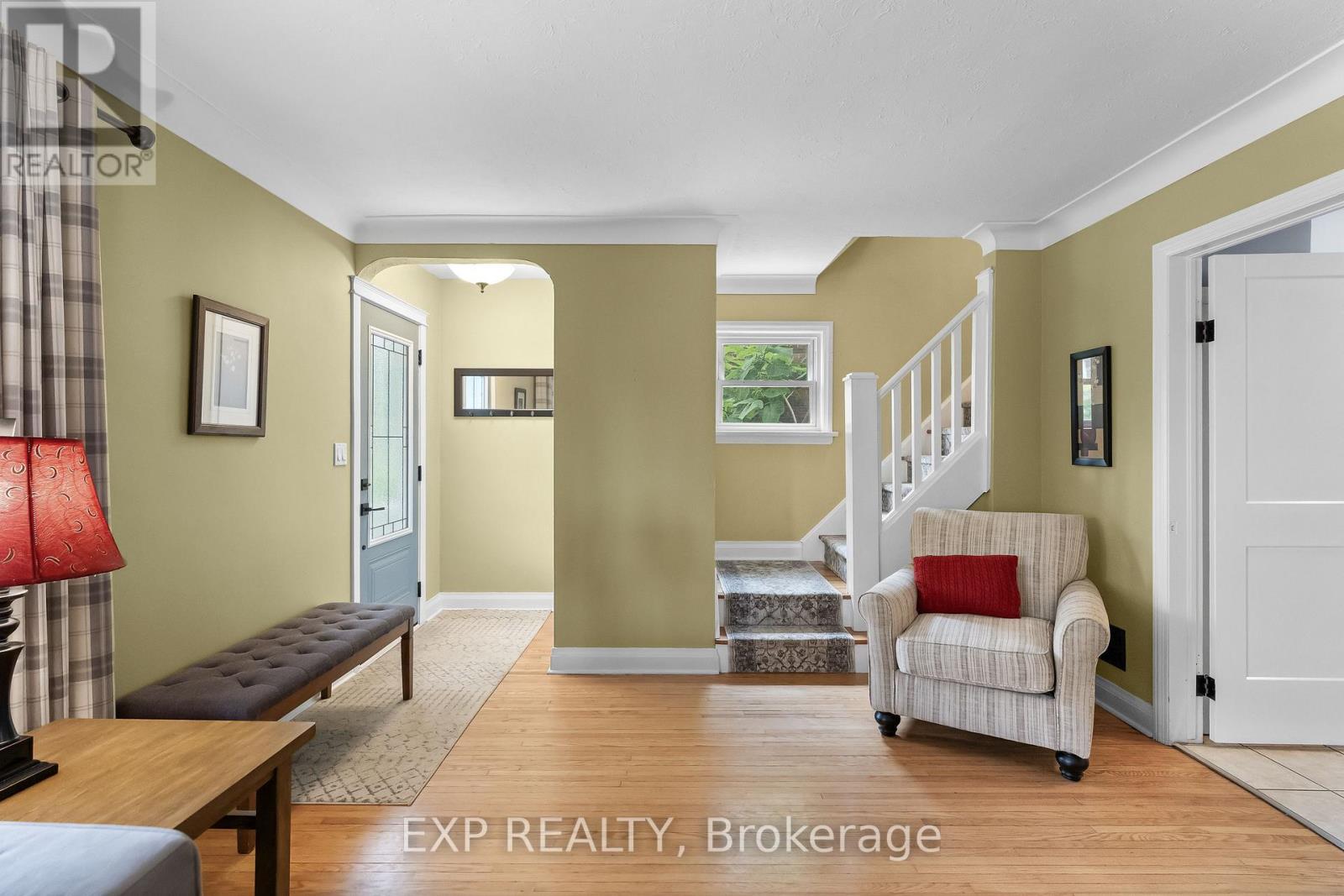6276 Stamford Green Drive, Niagara Falls (Stamford), Ontario  L2J 1T3 - Photo 13 - X13542430