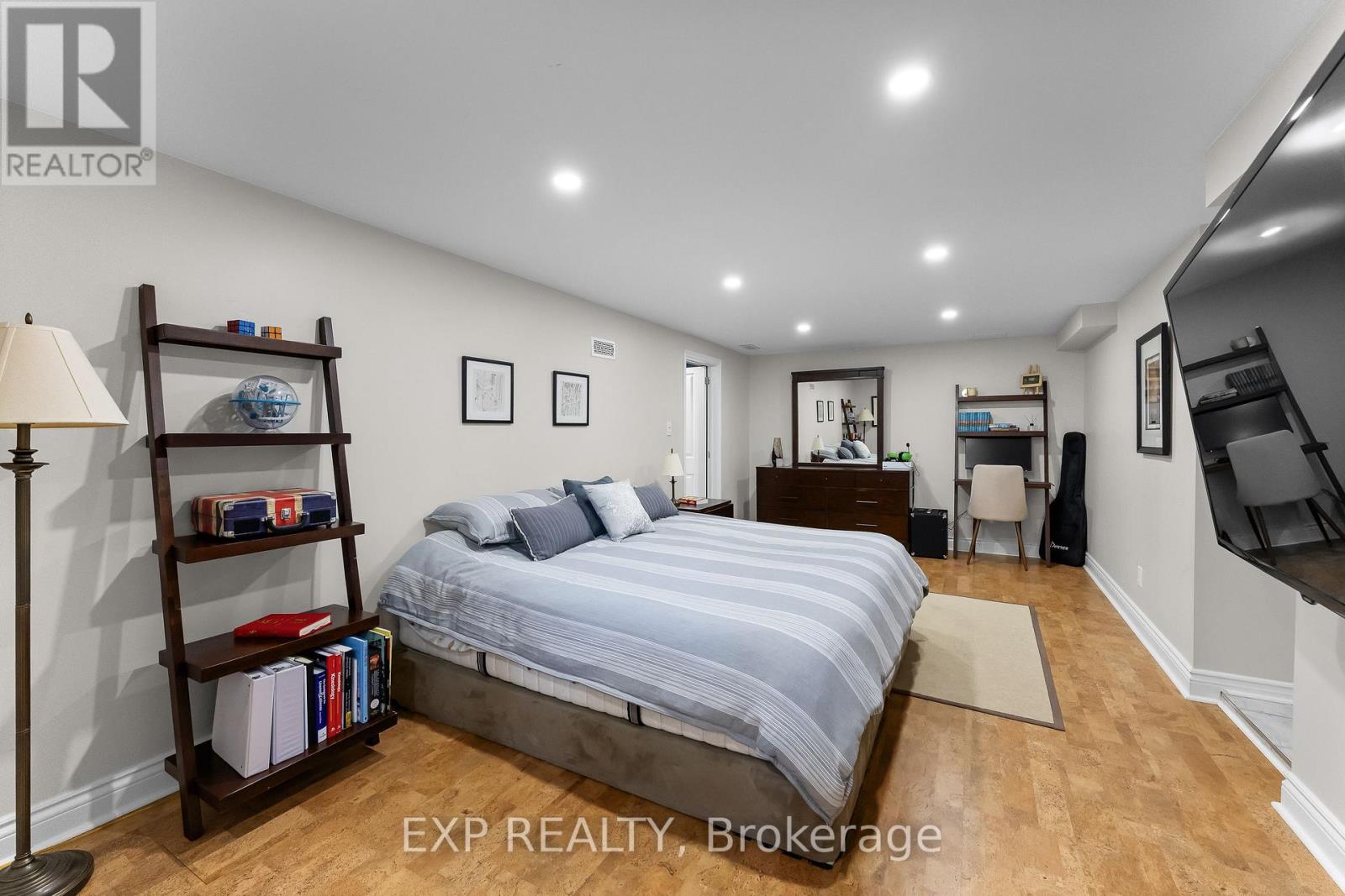 6276 Stamford Green Drive, Niagara Falls (Stamford), Ontario  L2J 1T3 - Photo 33 - X13542430