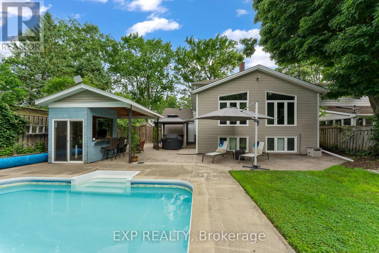 6276 Stamford Green Drive, Niagara Falls (Stamford), Ontario  L2J 1T3 - Photo 43 - X13542430