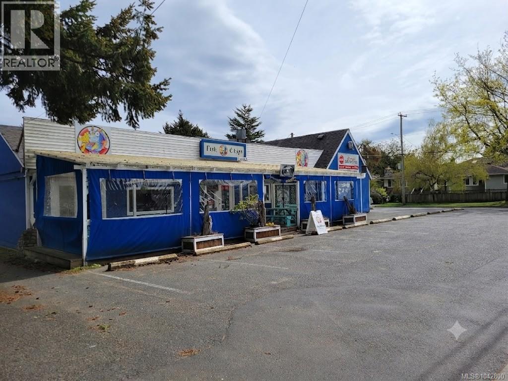 10153 Resthaven Dr, Sidney, British Columbia  V8L 3G8 - Photo 2 - 1042800