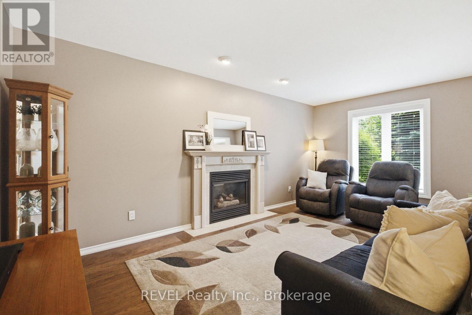 150 Fallingbrook Street, Whitby, Ontario  L1R 2G2 - Photo 13 - E13542382