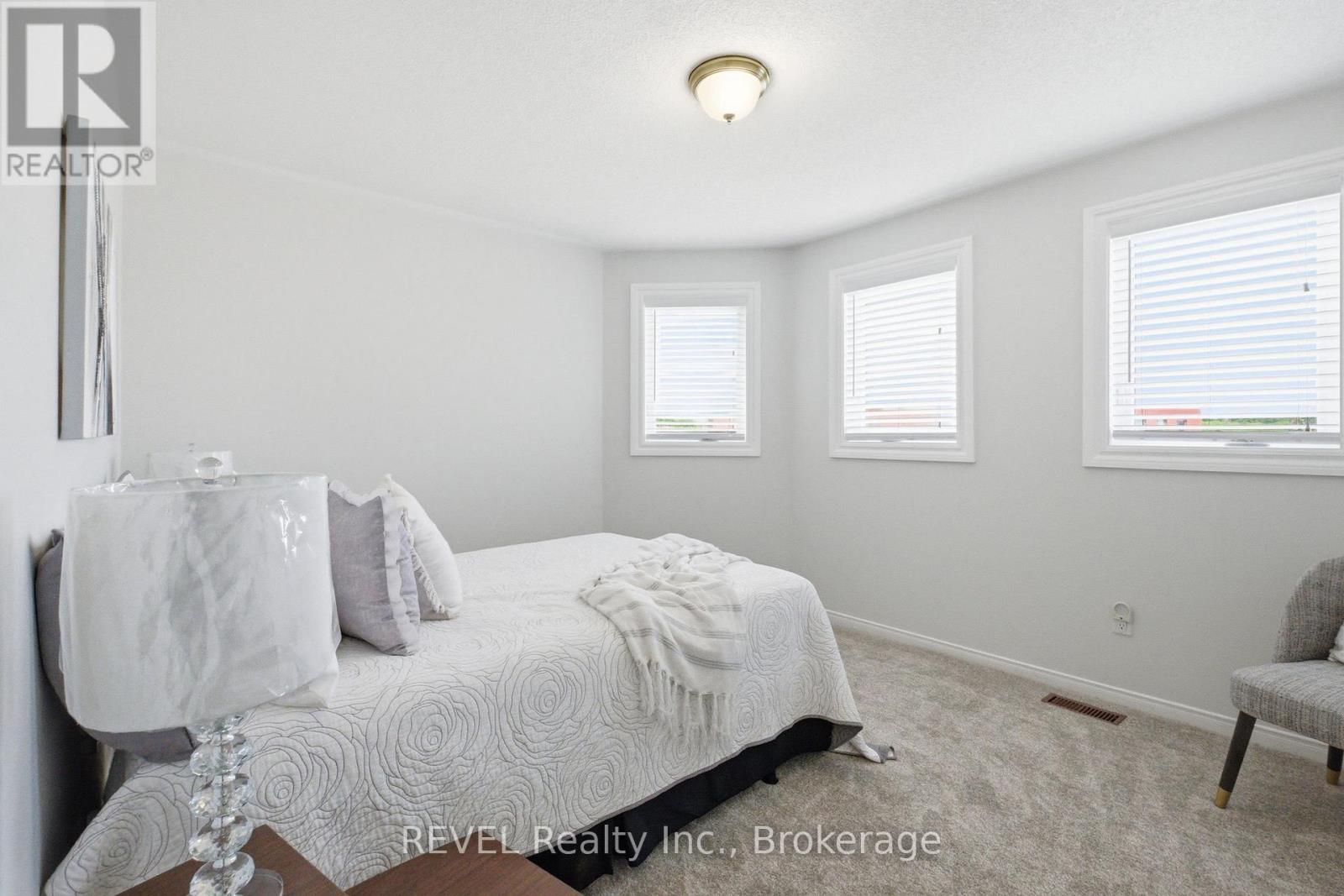 150 Fallingbrook Street, Whitby, Ontario  L1R 2G2 - Photo 27 - E13542382
