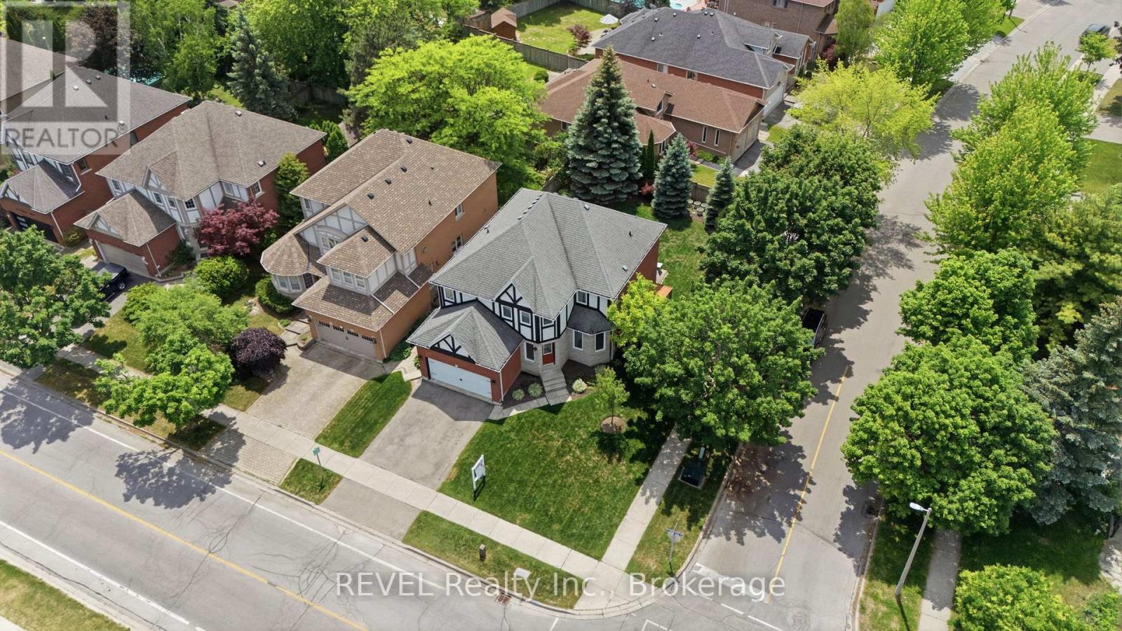 150 Fallingbrook Street, Whitby, Ontario  L1R 2G2 - Photo 35 - E13542382