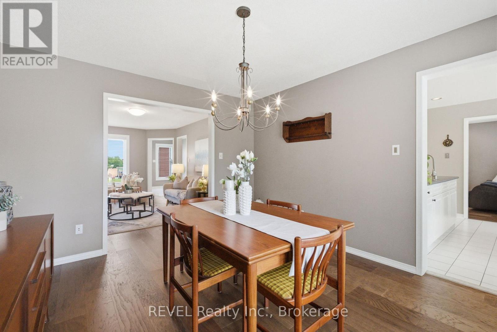 150 Fallingbrook Street, Whitby, Ontario  L1R 2G2 - Photo 8 - E13542382