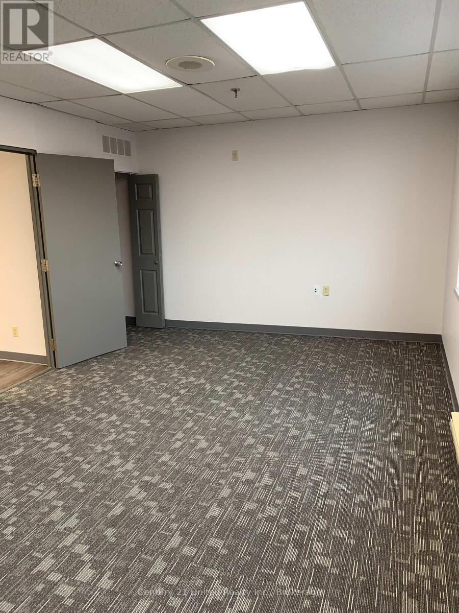 205 - 261 George Street N, Peterborough, Ontario  K9J 3G9 - Photo 4 - X13542580