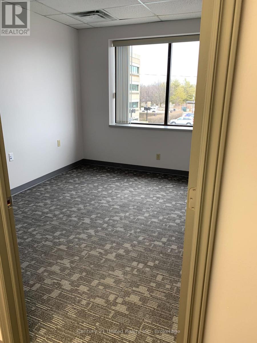 205 - 261 George Street N, Peterborough, Ontario  K9J 3G9 - Photo 5 - X13542580
