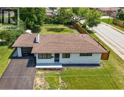 124 CORMAN Avenue, Stoney Creek, Ontario