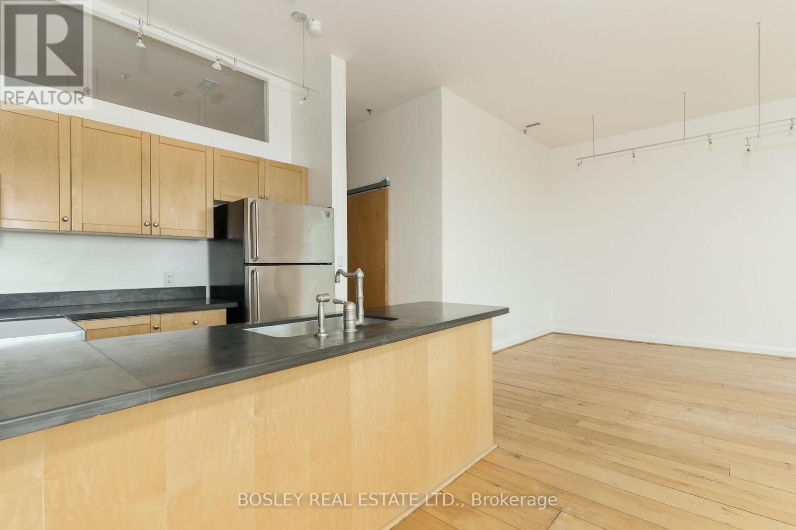 1212 - 700 King Street W, Toronto, Ontario  M5V 2Y6 - Photo 10 - C13542254