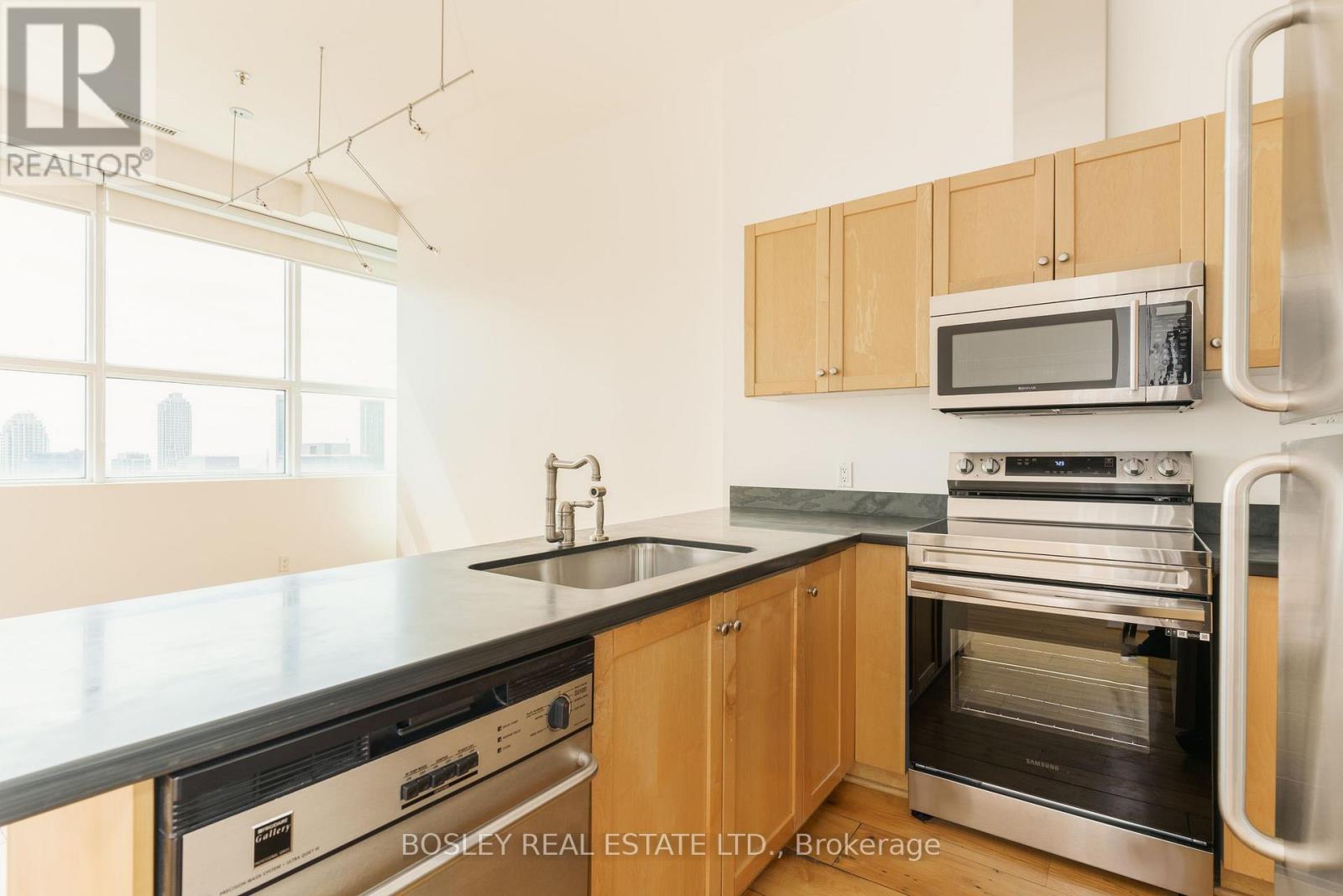 1212 - 700 King Street W, Toronto, Ontario  M5V 2Y6 - Photo 13 - C13542254