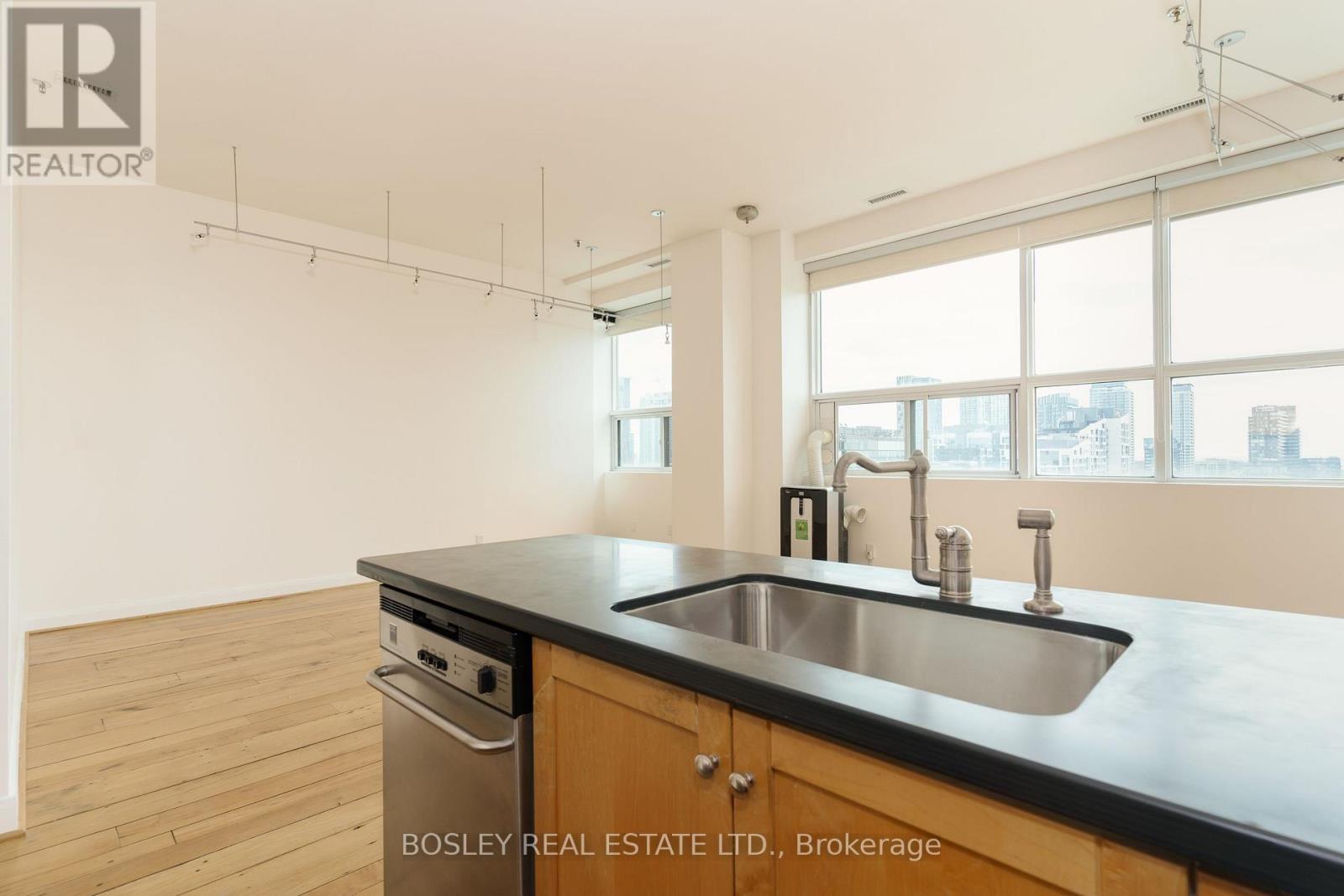 1212 - 700 King Street W, Toronto, Ontario  M5V 2Y6 - Photo 14 - C13542254