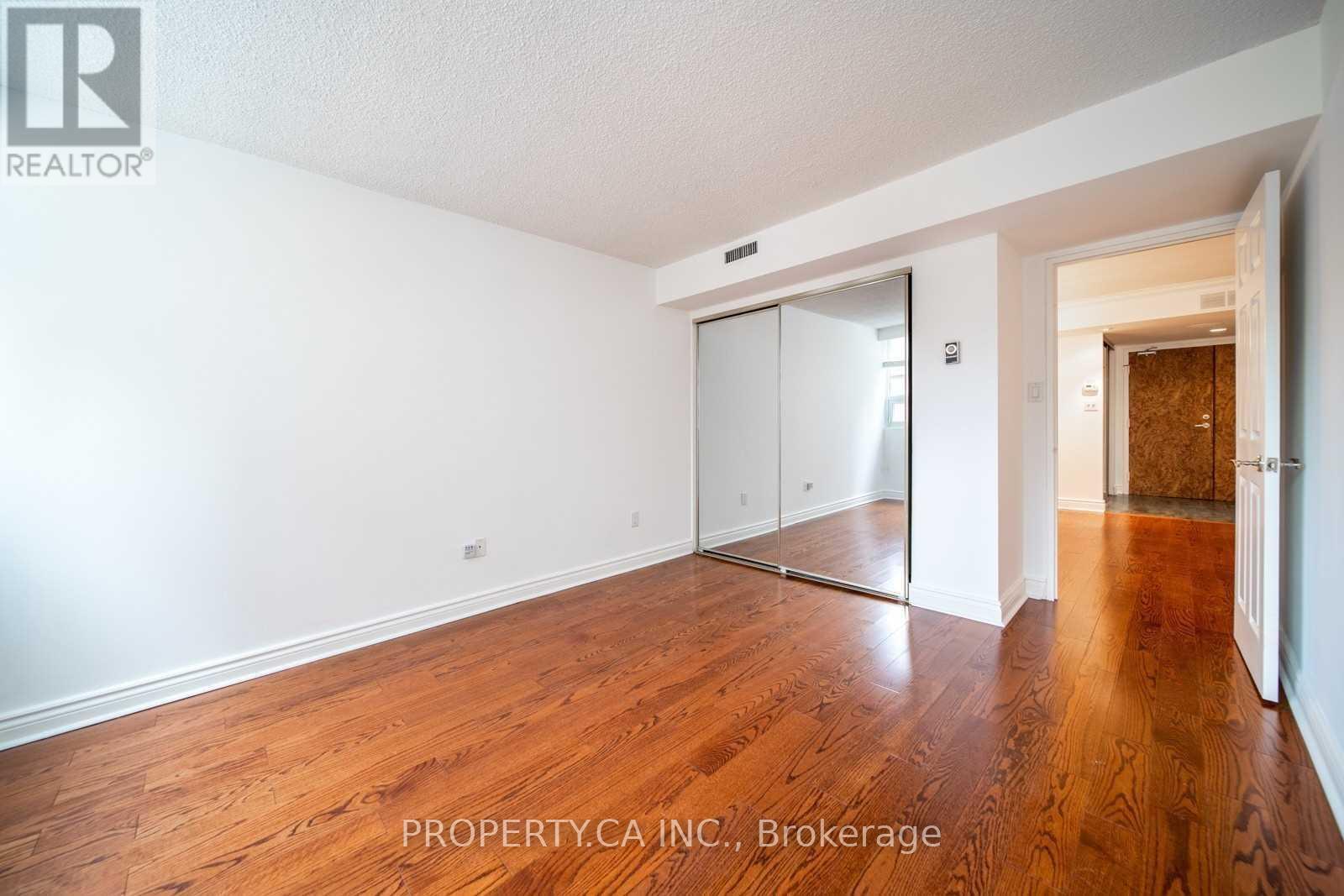 402 - 71 Charles Street E, Toronto, Ontario M4Y 2T3 - Photo 17 - C13542436