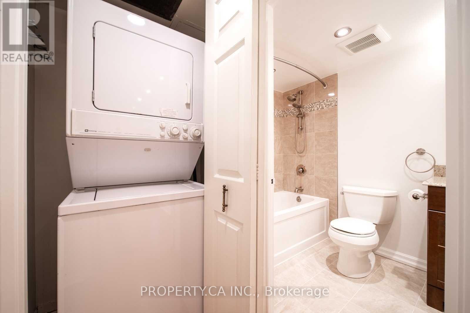 402 - 71 Charles Street E, Toronto, Ontario M4Y 2T3 - Photo 18 - C13542436