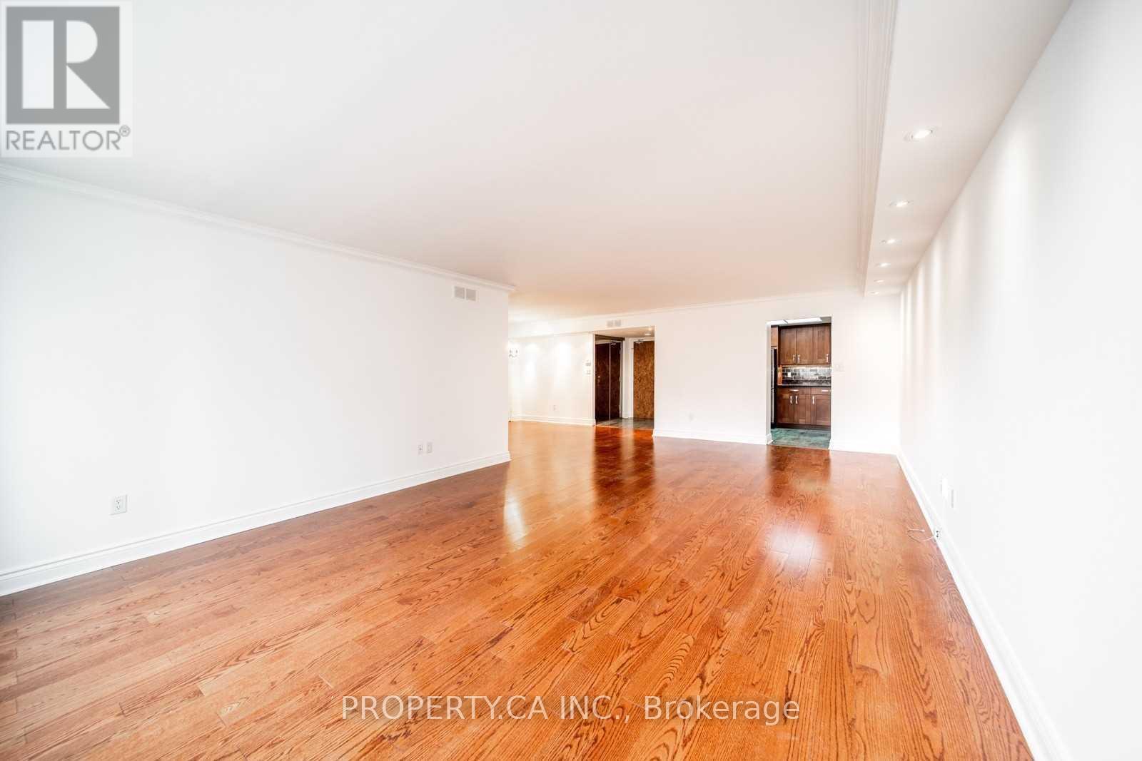 402 - 71 Charles Street E, Toronto, Ontario M4Y 2T3 - Photo 3 - C13542436
