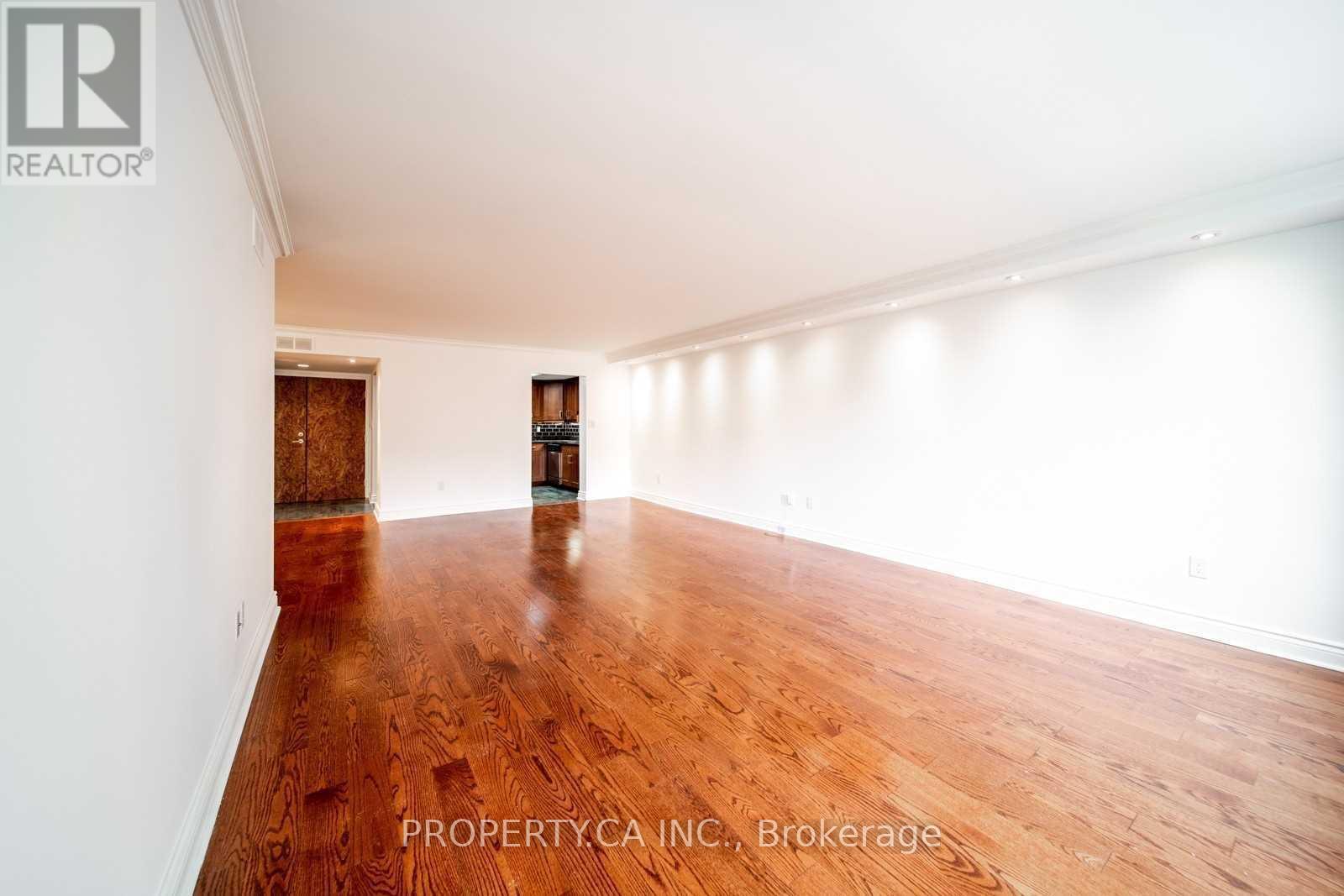 402 - 71 Charles Street E, Toronto, Ontario M4Y 2T3 - Photo 4 - C13542436